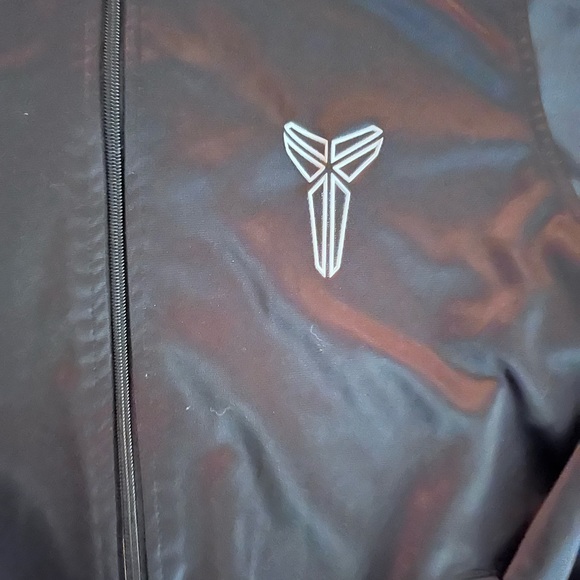 Nike Kobe hoodie. - Picture 2 of 4